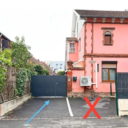 L'instant T 4* Balneo, Sauna Et Parking Prive 아파트